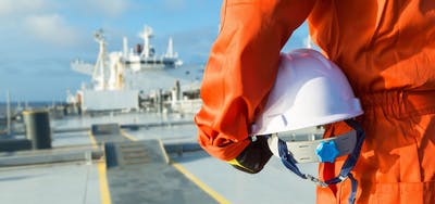 how to become a marine engineer