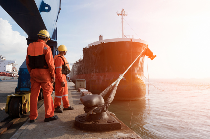  Hazards during mooring operation