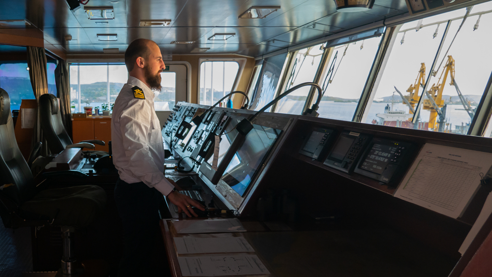 Navigation Duties of Chief Officer in Merchant Navy