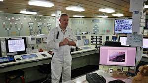 Second Engineer Duties in the Merchant Navy 