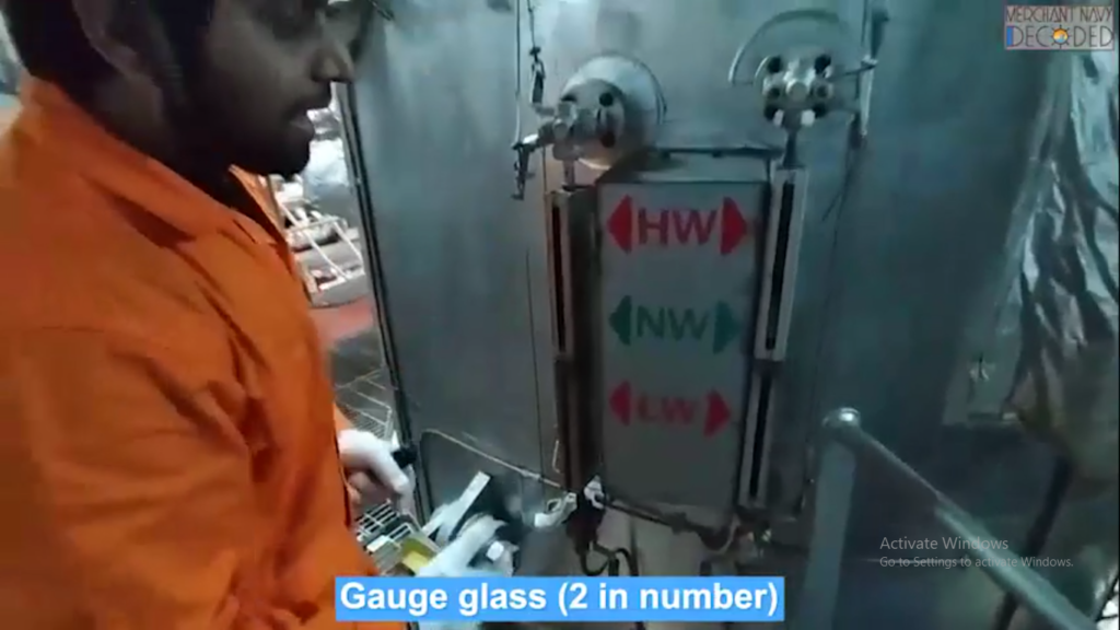 gauge glass in ship